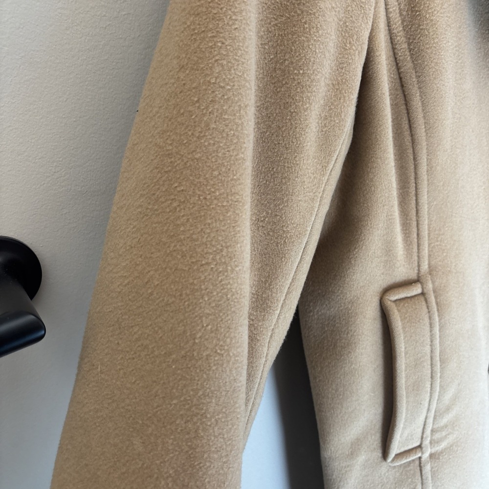 L.L. Bean Lambs Wool Classic Polo Coat Women's 8 Beige 3/4 Length Bellandi - Picture 5 of 16